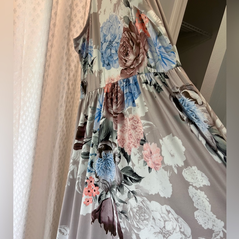 Floral maxi dress with pockets size XL